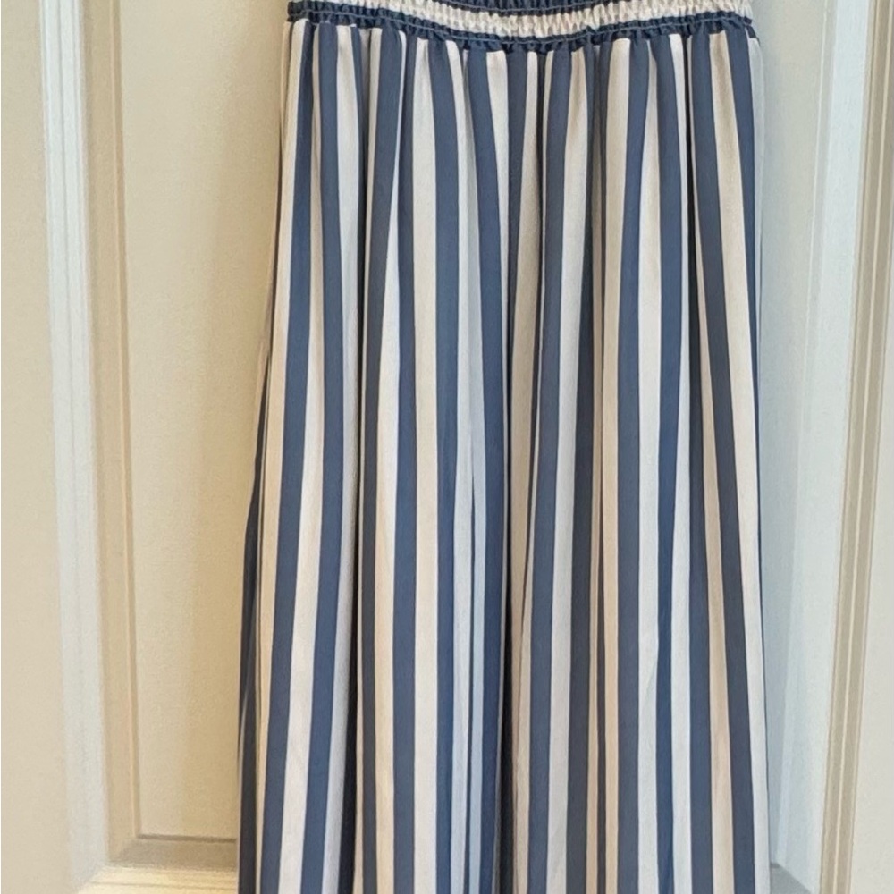 Summersalt Blue and White Maxi Dress A-Line Pleated Resort Wear